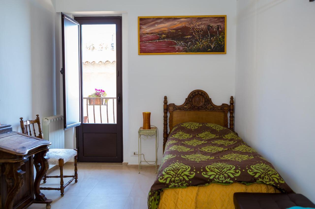 B&B La Casa Gialla Ταορμίνα Εξωτερικό φωτογραφία