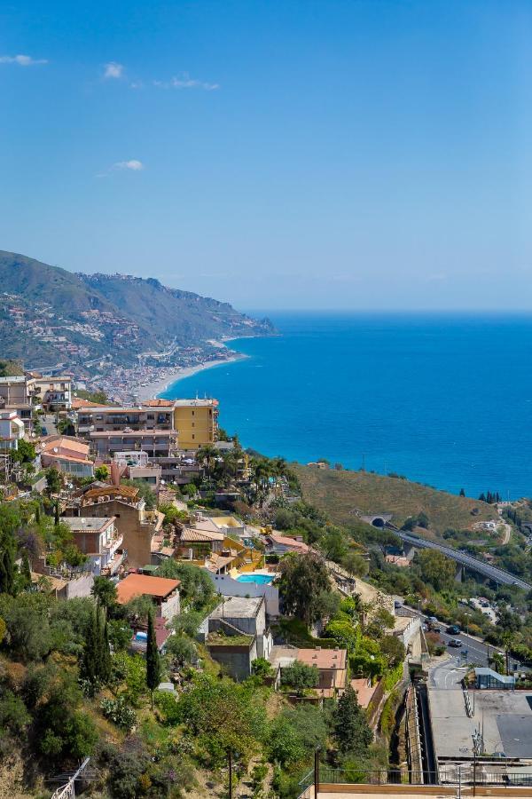 B&B La Casa Gialla Ταορμίνα Εξωτερικό φωτογραφία