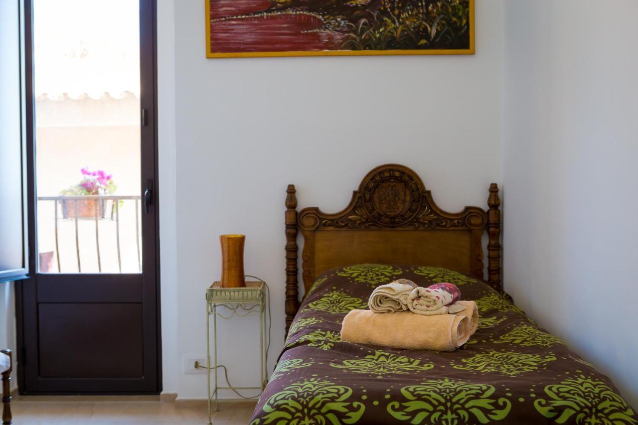 B&B La Casa Gialla Ταορμίνα Εξωτερικό φωτογραφία