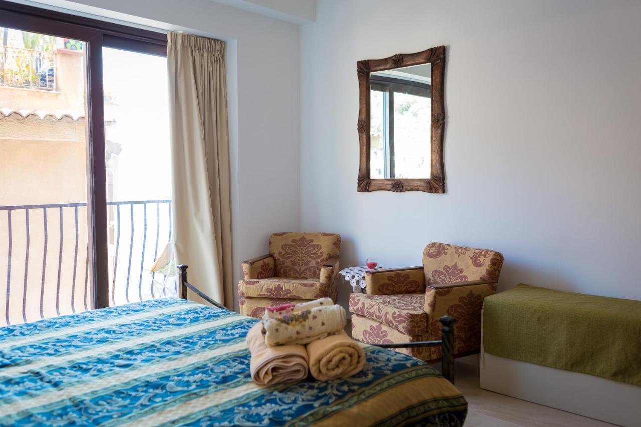 B&B La Casa Gialla Ταορμίνα Εξωτερικό φωτογραφία